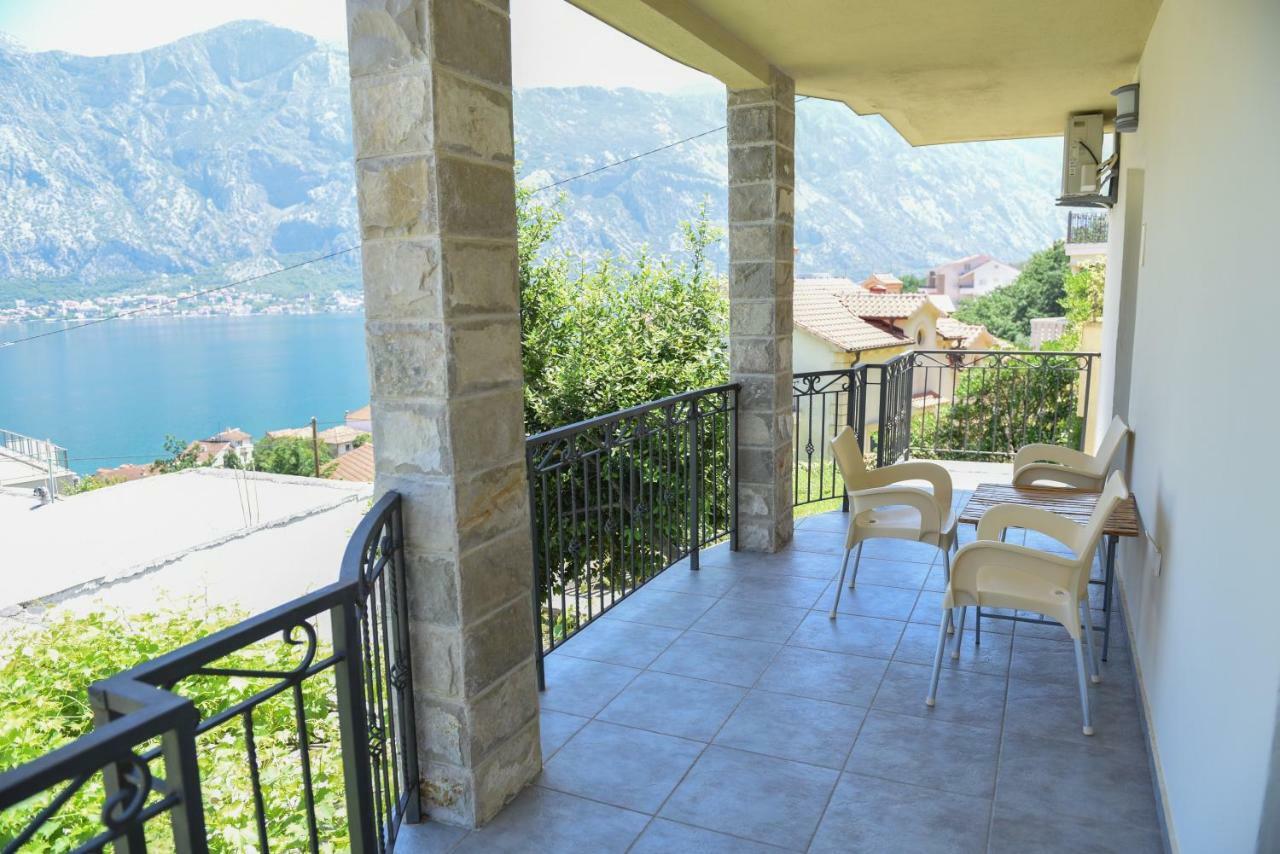 Luxury Apartments Kotor Buitenkant foto